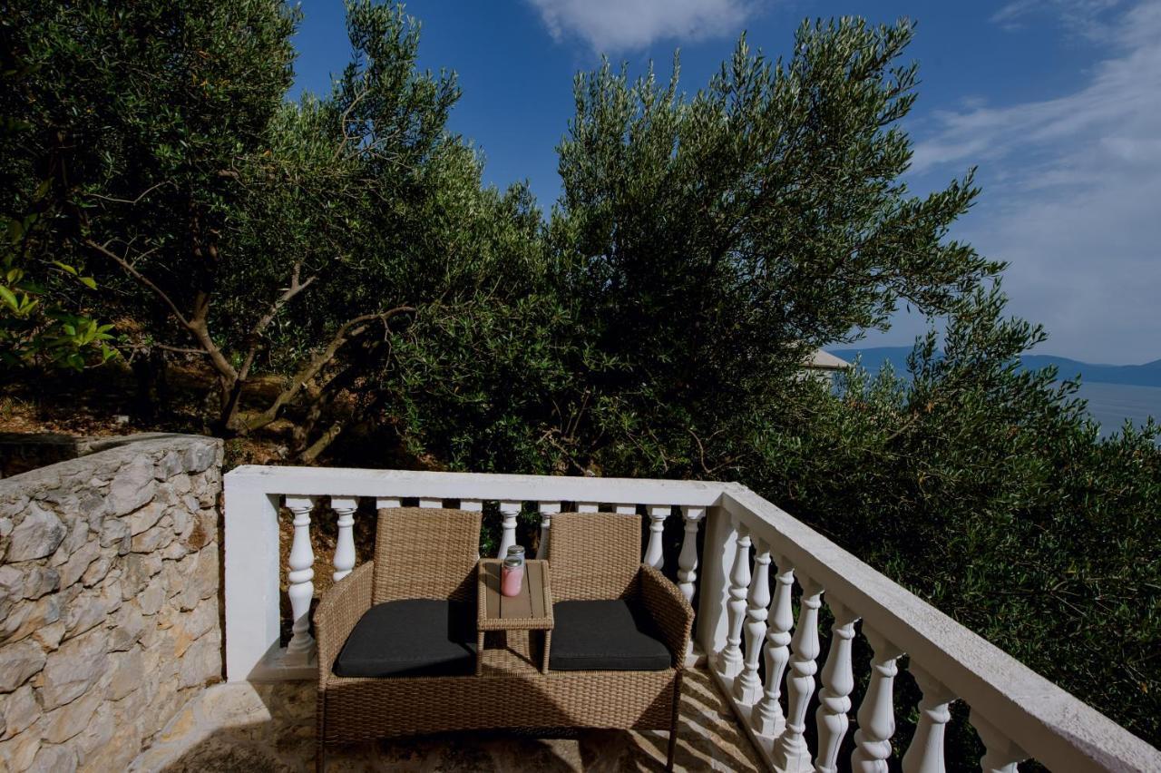 Pension Maric Rooms Brist Bagian luar foto