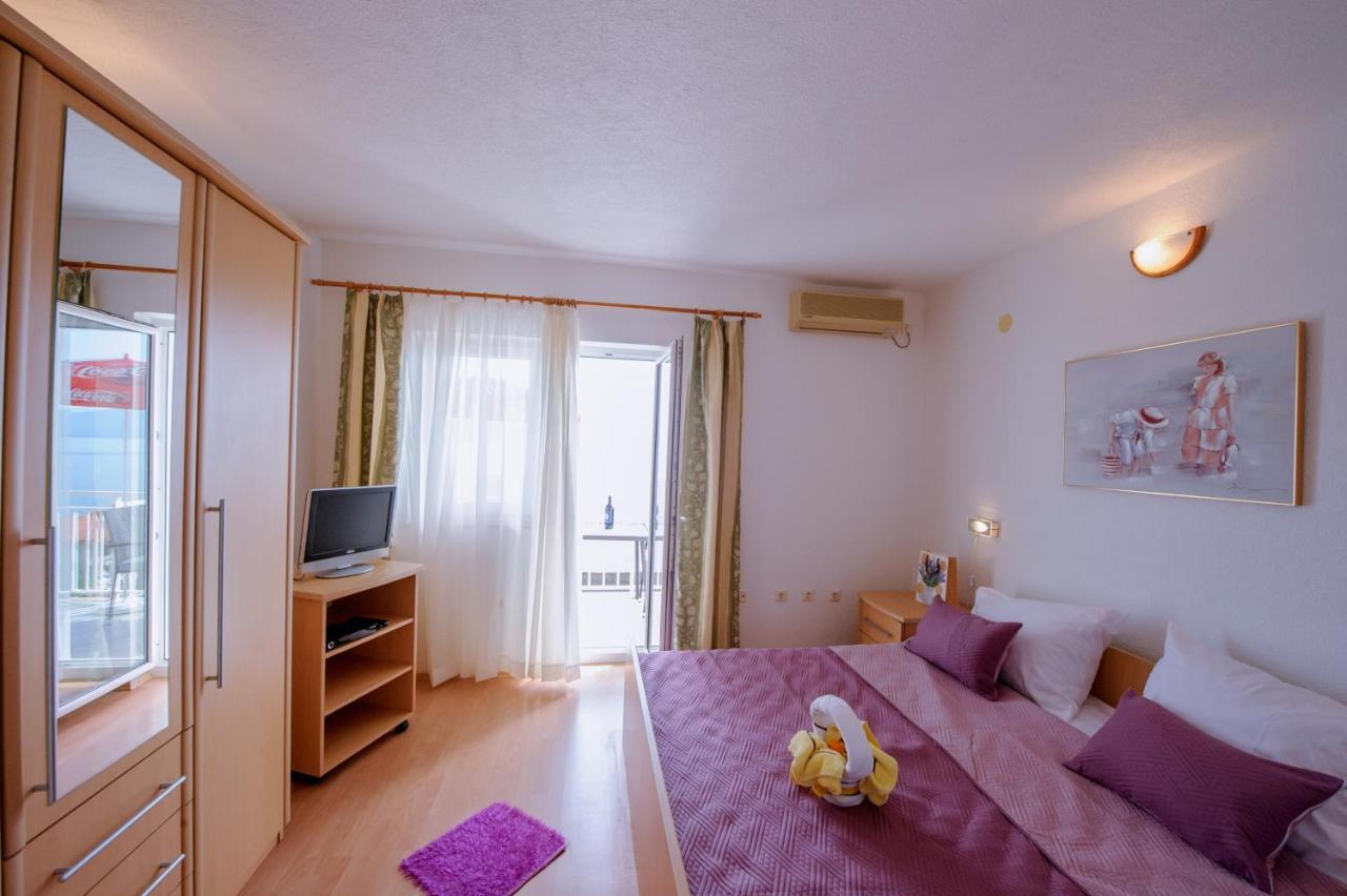 Pension Maric Rooms Brist Bagian luar foto