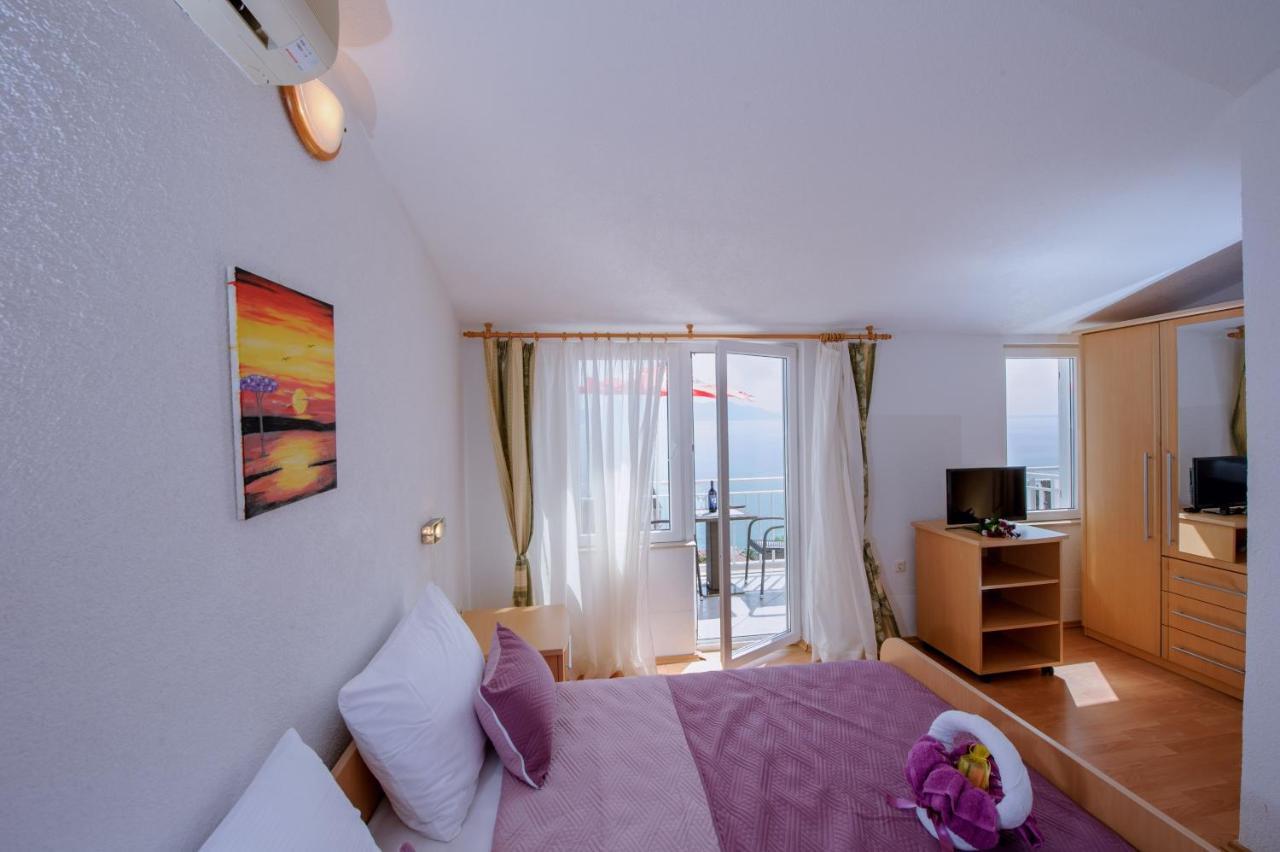 Pension Maric Rooms Brist Bagian luar foto