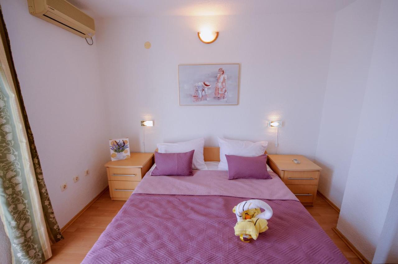 Pension Maric Rooms Brist Bagian luar foto